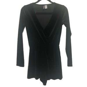 H&M Sparkly Black V-neck Romper